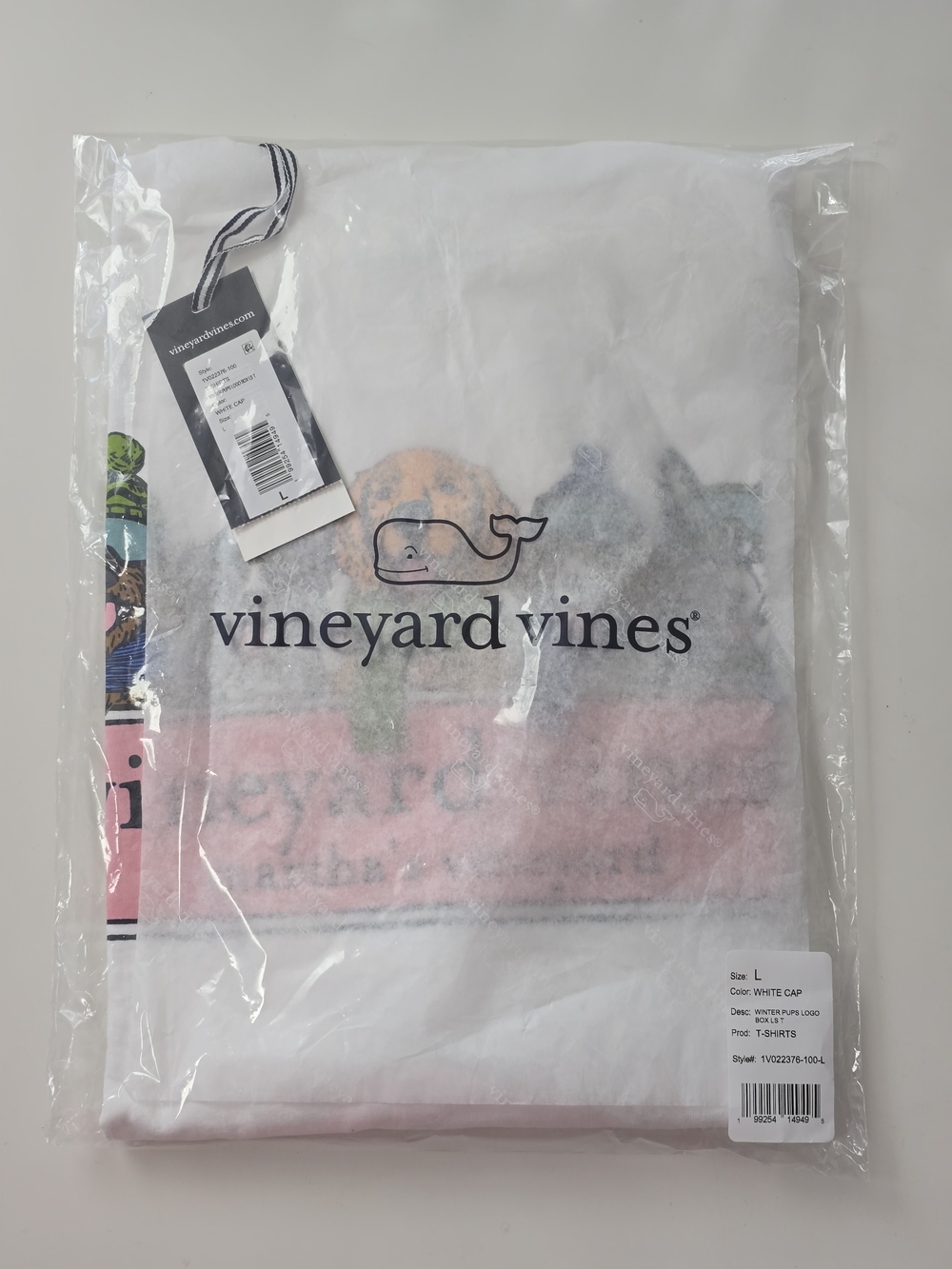 NWT Vineyard Vines Men's Large White Long-Sleeve Tee with Colorful Winter Dogs - Picture 5 of 5